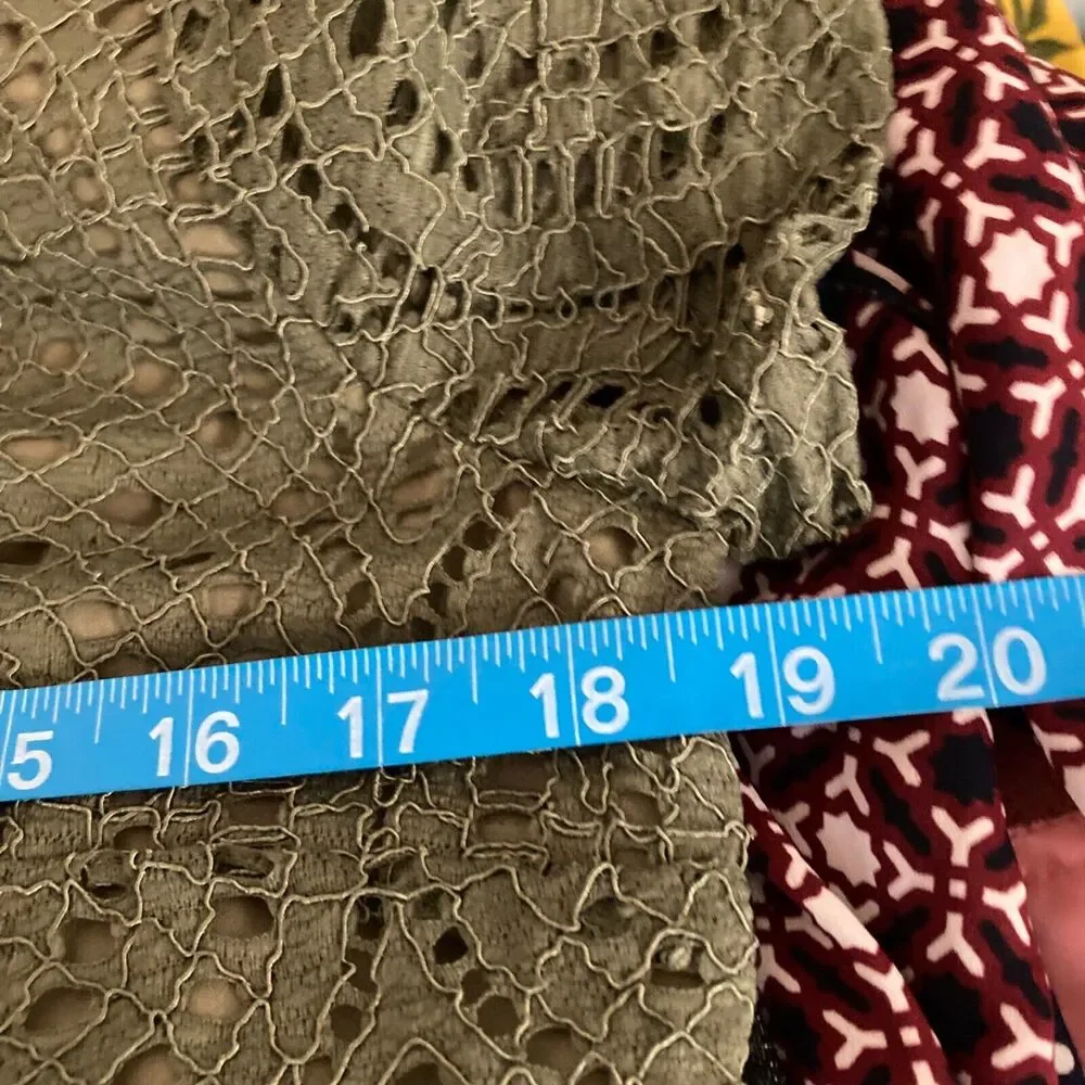 J. Crew Shirt Womens Sz 2 Olive Green Lace Crotchet Short Sleeve Top Rear‎ Zip